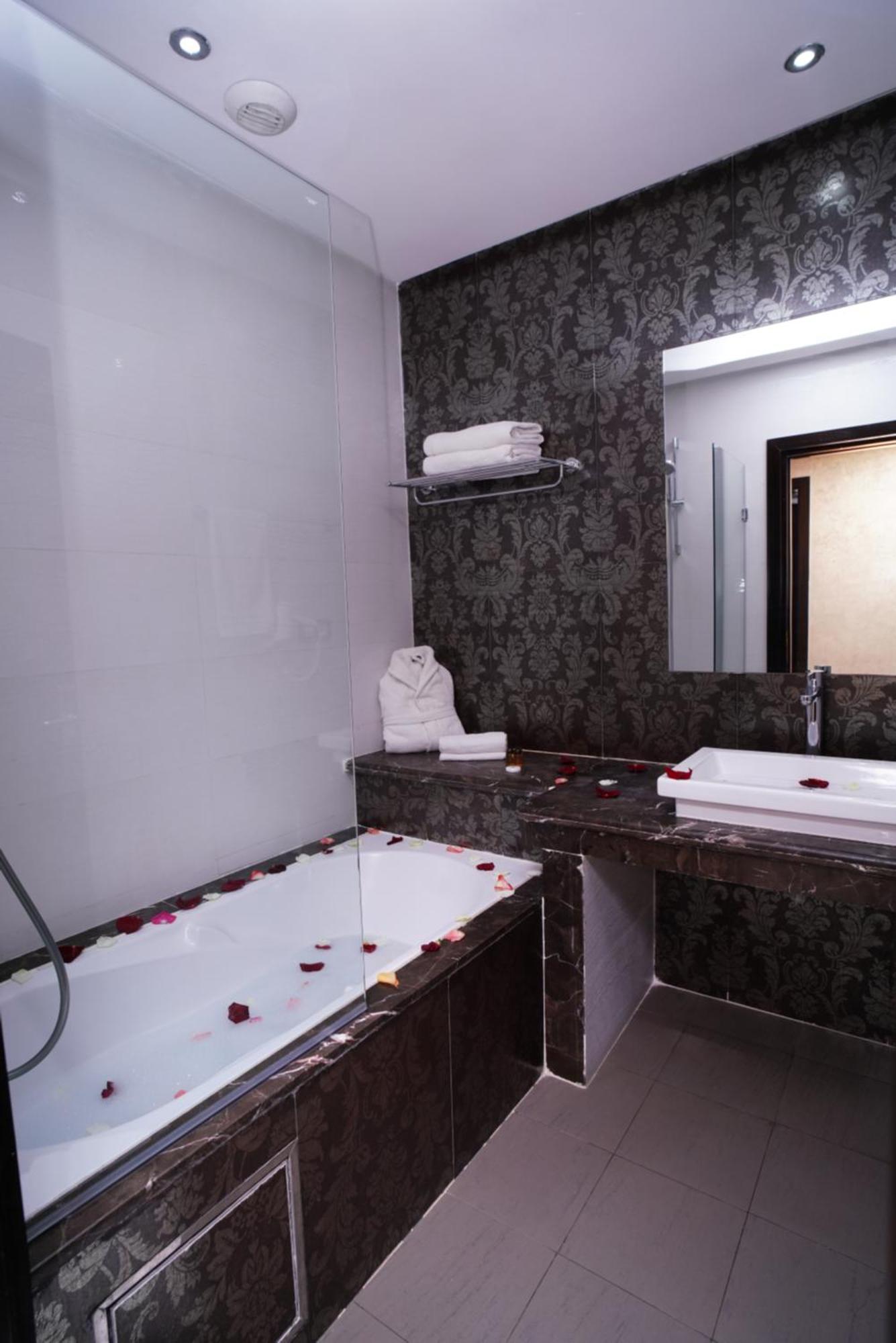 Hotel La Capitale ราบัต ภายนอก รูปภาพ